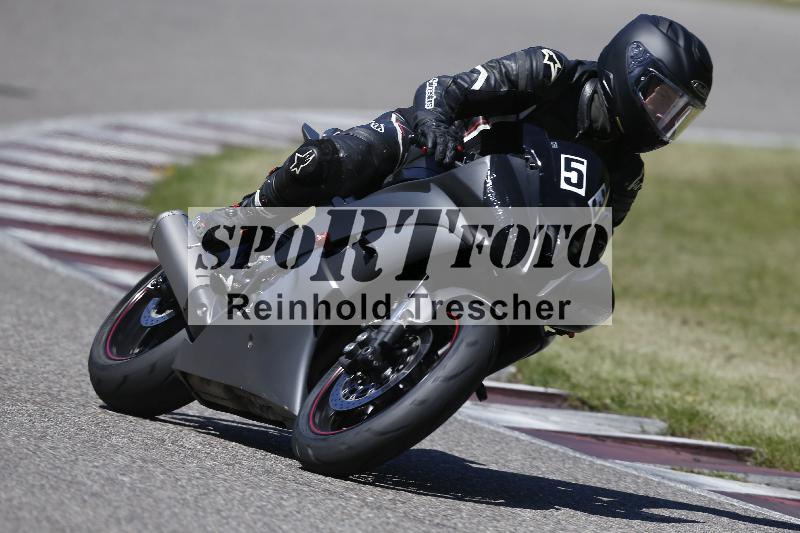 /15 22.05.2026  Plüss Moto Sport  Discover the Bike ADR /Gruppe gruen - Bike 1/53